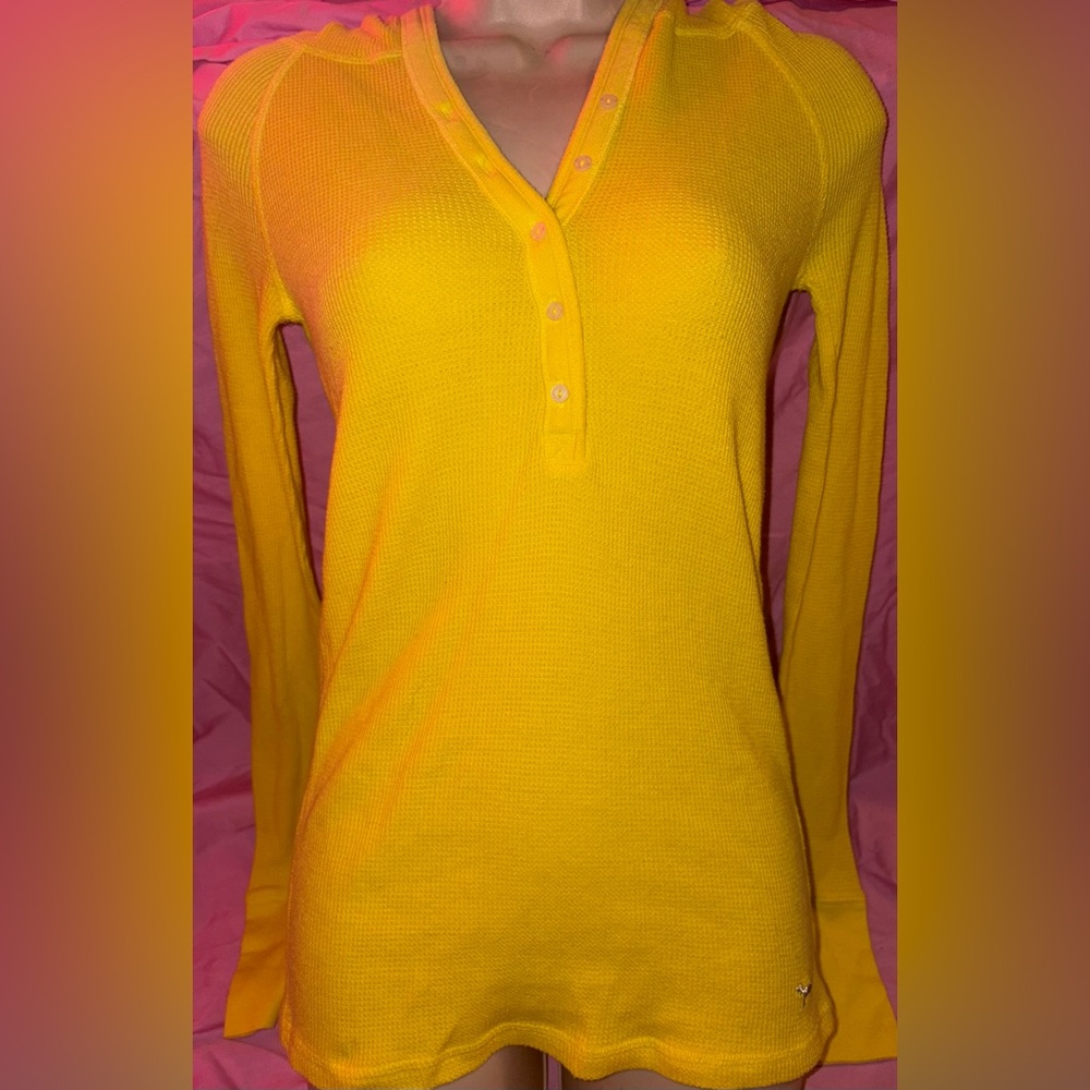Victoria’s Secret thermal yellow pink rhinestone bling Henley hooded size small
